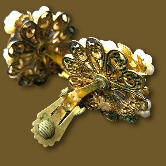 Classic Vintage 1950's Earrings Tiny Faux Pearls & Diamonds Floral Design - Picture 3 of 8